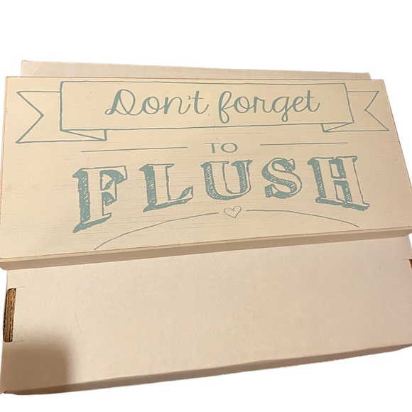 Don’t forget to flush bathroom sign - Picture 4 of 6